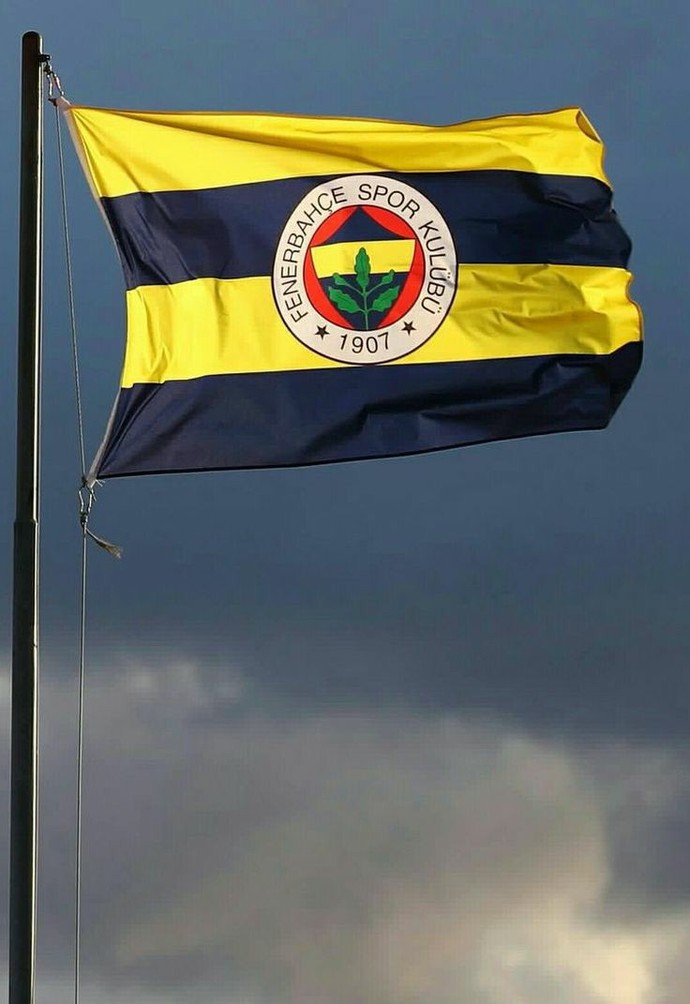 Sevgiliniz istediği için tuttuğunuz takımdan vazgeçer misiniz?