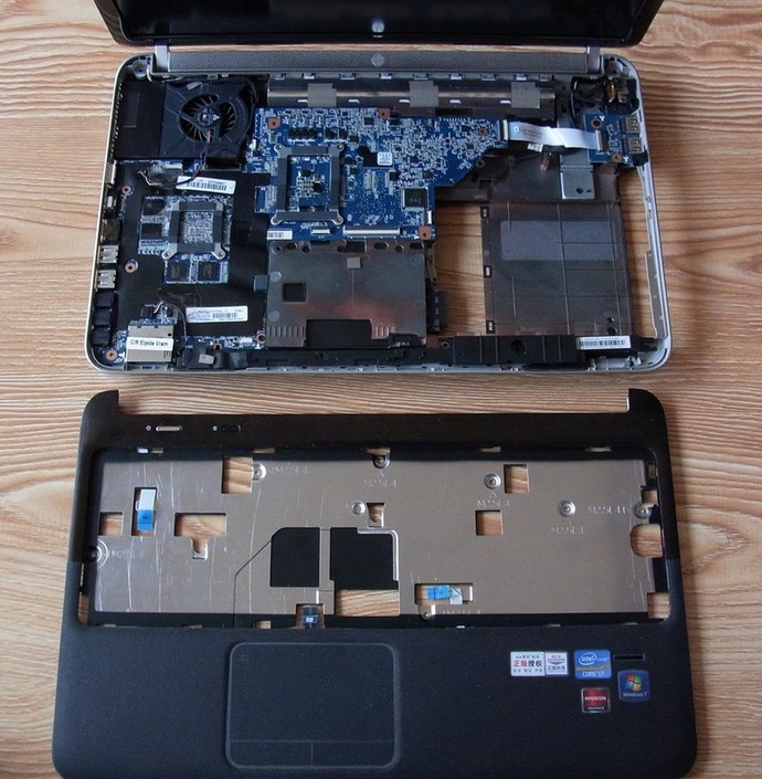 Laptopum açılmıyor acil yardim lutfen nasil çözebilirim?