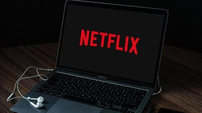 Netflix, abone kaybettiğini ve reklamlı daha ucuz bir abonelik paketi oluşturacağını söyledi. Reklam izlemek için para mı ödenir?