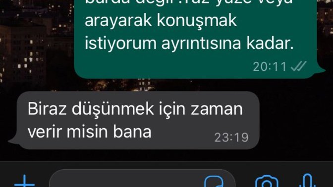 Kafam Çok karıştı lütfen şu mesajı yorumlar mısınız lütfen🥺?
