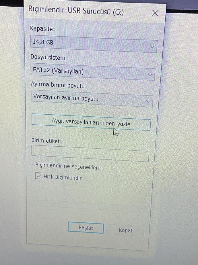 Flash belleğim diski biçimlendir diyor, ne yapmalıyım?