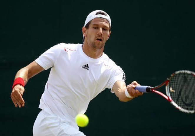 Tenis oynayanlar elit midir?