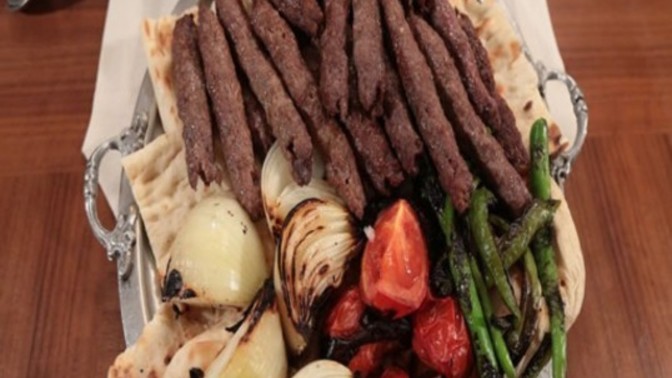 Bulunduğunuz memleketin en sevdiğiniz yemeği tatlısı nedir?