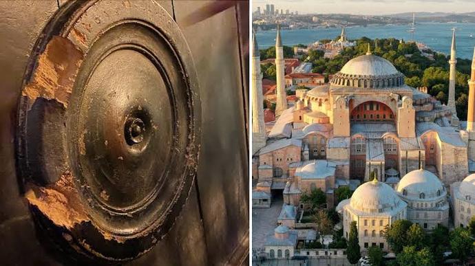 Lokma lokma yenilen imparatorluk kapisi..