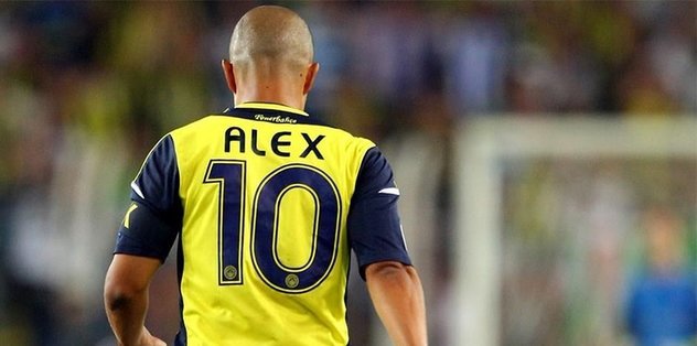 Fenerbahçe'nin genç yeteneği Arda Güler sizce Fenerbahçe efsanesi Alex gibi başarılı olur mu?