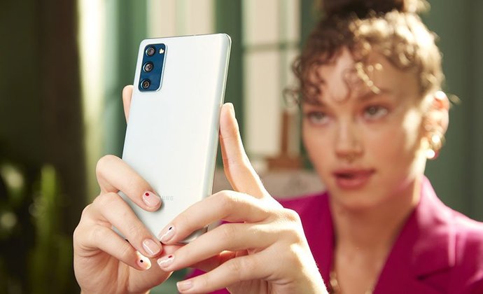 Babama telefon alacağız da ne önerirsiniz?