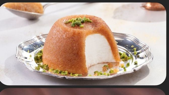 İrmik helvasını dondurmalı mı, sade mi tercih edersin?