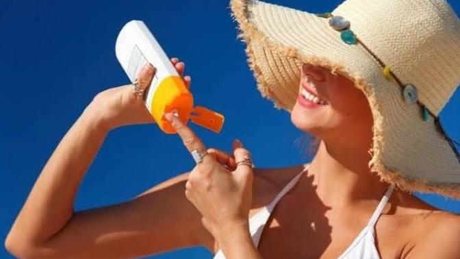 Cilt bakımına düşkün olanlar buraya🔊? Güneş kremleri nemlendiricilerin yerini tutar mı?