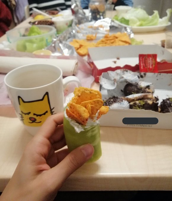Duyunca iğrenç gelen ama yenildiğinde aşırı lezzetli olan, kendinize özel yiyecekler var mı?