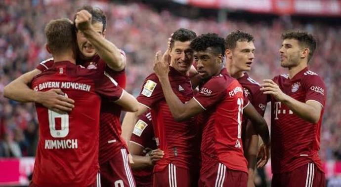 Bayern Münih 3 - 1 Borussia Dortmund! Bayern Münih, üst üste 10. kez lig şampiyonluğunu kazanan ilk takım oldu! Ne düşünüyorsunuz?