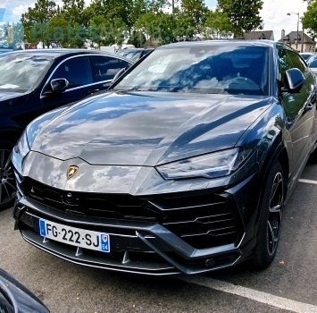 İnsanları Lamborghini sahibi olduğuma neden inandıramıyorum?