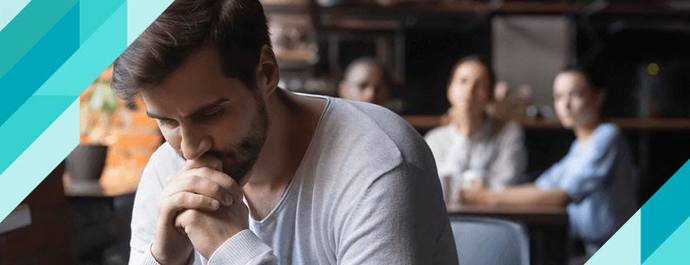 Çekingen bir insanım. Yeni gittiğim ortama daha kolay nasıl adapte olabilirim? ?