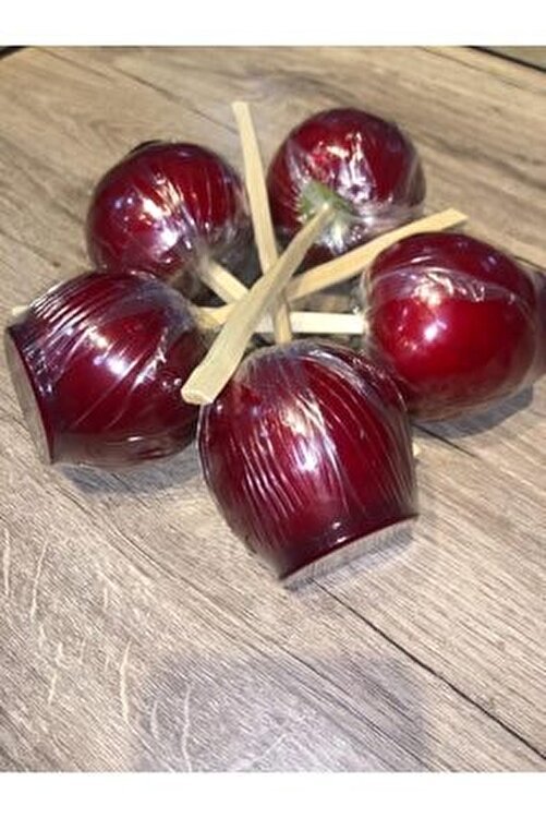 Gördüğünüzde sizi çocukluğunuza götüren abur cuburlar var mı?
