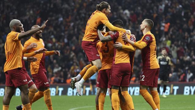Altay 0 - 1 Galatasaray: Aslan, haftayı 3 puanla kapattı! Maçı nasıl buldunuz?