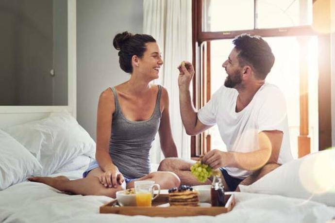 Seks sonrası partnerinizle sohbet eder misiniz?