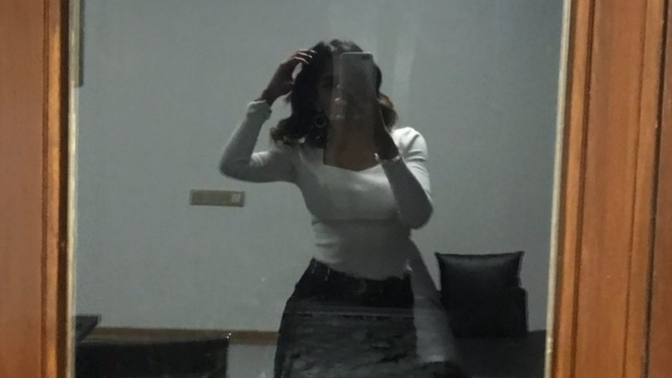 Her ayna, cam karşısında resim çekinme isteği hastalık mı?