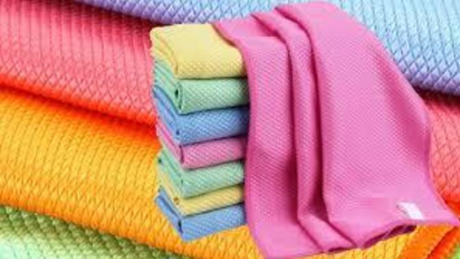 Mikrofiber bez ile bilgisayar ekranı silinir mi?