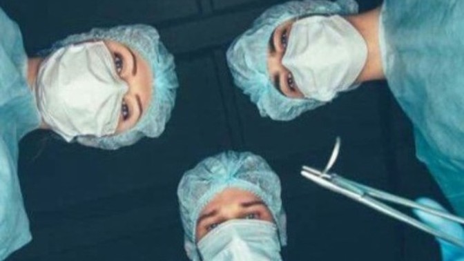 Doktorların hayatlarını yaşayamaması hakkında ne düşünüyorsunuz?