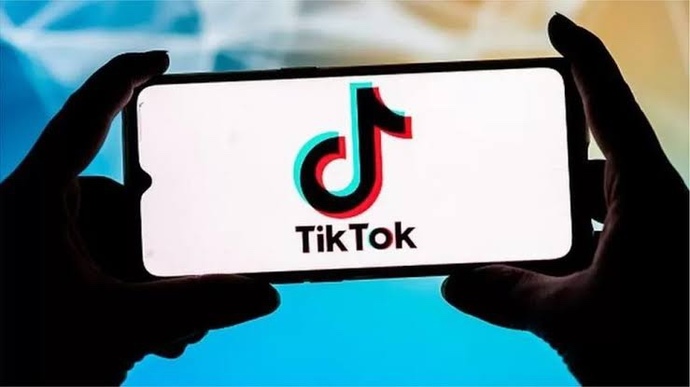 Tiktok kullanan insan ergen midir?