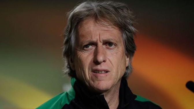 Sizce Jorge Jesus, Fenerbahçe'ye başarı sağlar mı?