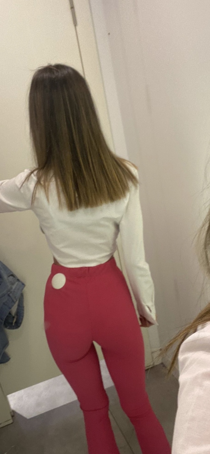 Bu pantolon sizce nasıl, şık mı?