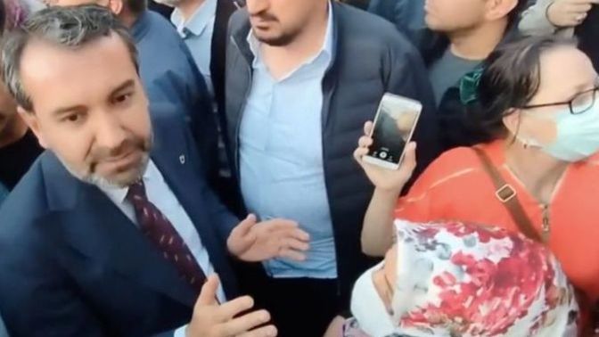 "Önceki evinde duşakabin mi vardı?" şu zamanda duşakabinli ev lüks mü?