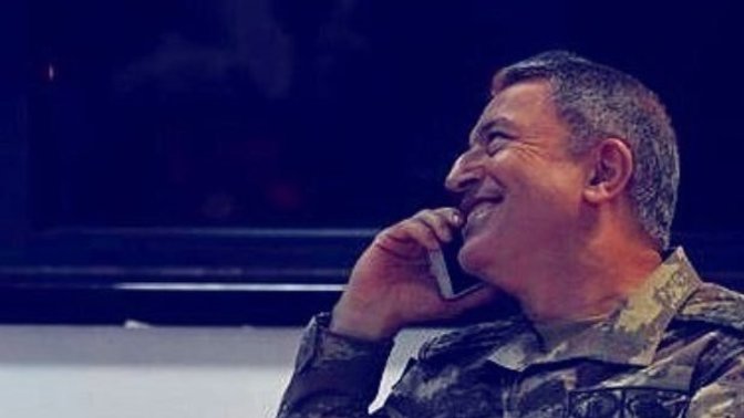 Hulusi Akar Paşa hakkında ne düşünüyorsunuz?