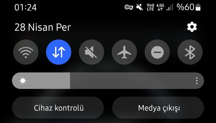 Telefon şarjınız kadar çekici olsanız ne kadar çekici olurdunuz?
