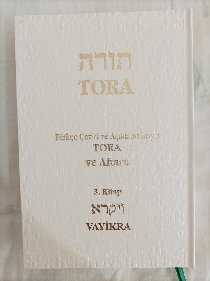 Tanahı [Tora ve Teilimi (Tevrat ve Mezmurları)] okudunuz mu? Okuduysanız en çok hangi bölümünü beğendiniz?
