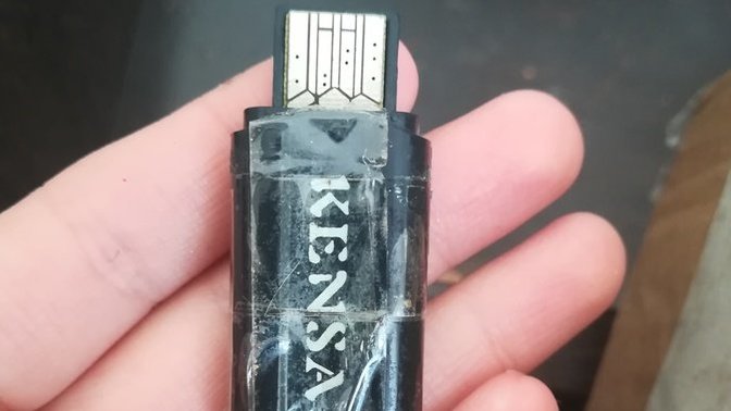 Arkadaşlar dolabimda buldum da bu nerden bakabilirim icindekilere?