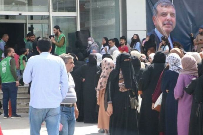 Şanlıurfada 2.000 lira bayram parası dağıtıldı! Siz bayram parası aldınız mı?