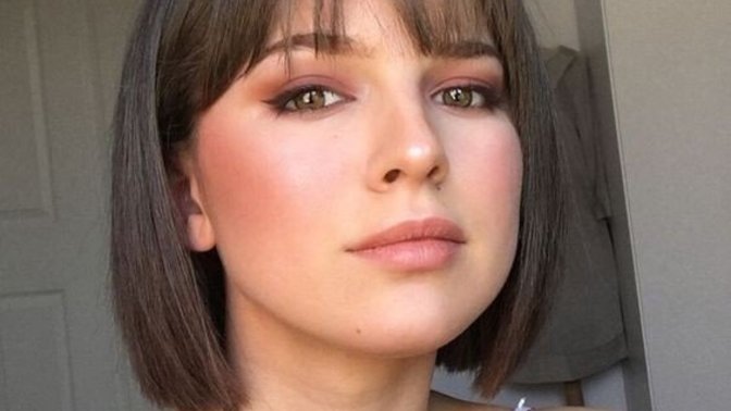 Kabarık saça sahip olan birisi küt saç kullanmamalı mı?