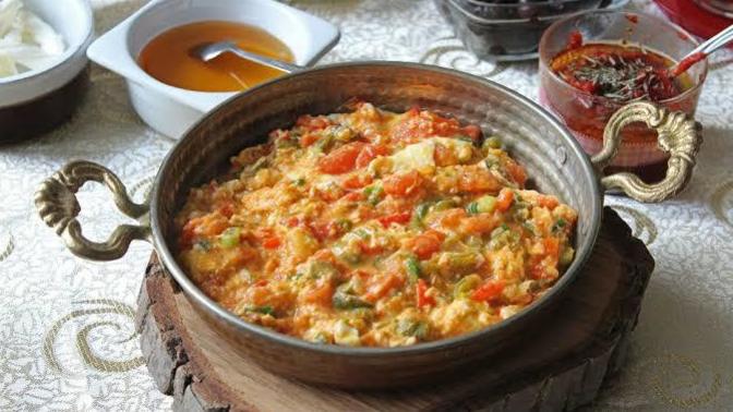 Yaptığım menemenler güzel olmuyor. Güzel menemen nasıl yapılır?