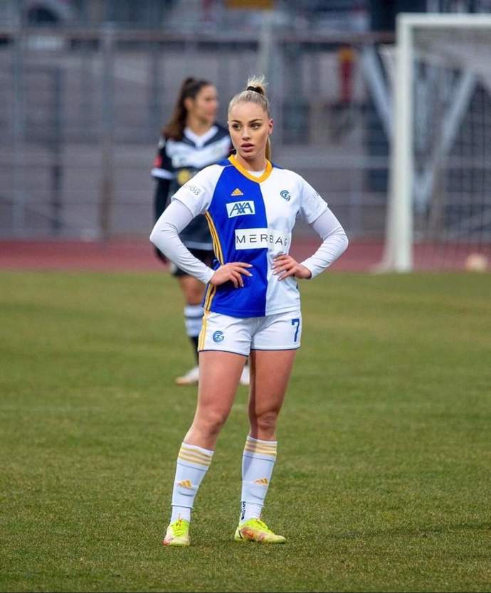 Futbolu kadınlara yakıştırıyor musunuz?