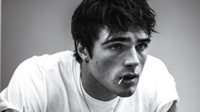 Jacob Elordi'yi beğeniyor musunuz?