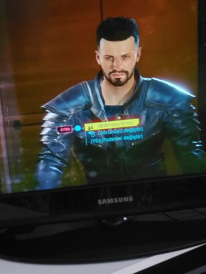 Cyberpunk 2077 V karekteri yarattım nasıl olmuş bence efso?