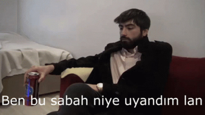 Siz de tatil günlerinde güzel uykunuzdan sebepsizce uyanır mısınız?