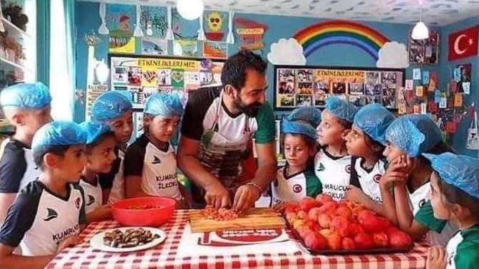 Bir öğretmen toplumu değiştirebilir mi?