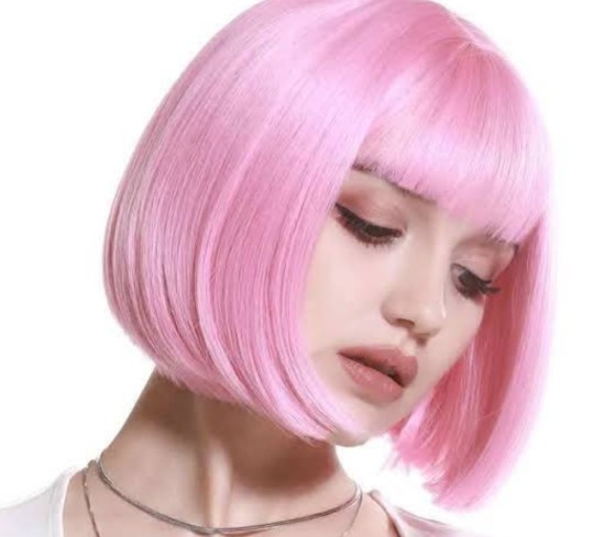 Pembe saç barbie bebek saçı mıdır?