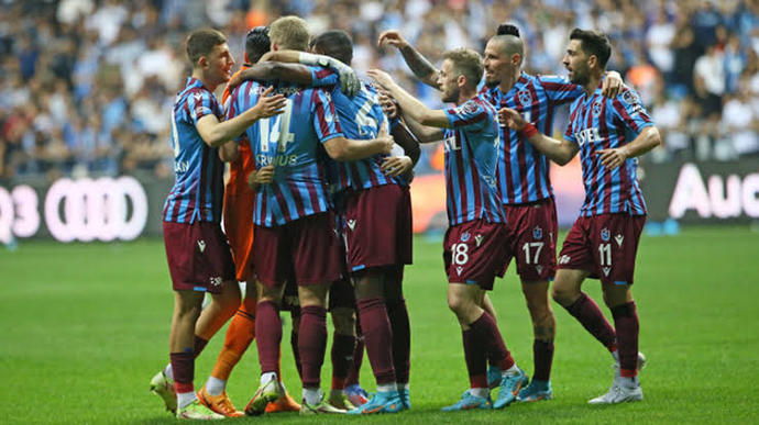 38 yıllık hasret sona erdi. Trabzonspor hakkı ile Şampiyon oldu. Ne düşünüyorsunuz?