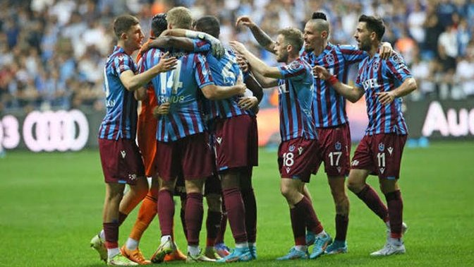 38 yıllık hasret sona erdi. Trabzonspor hakkı ile Şampiyon oldu. Ne düşünüyorsunuz?