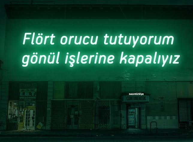 Aşk kapını çalsa ne söylersin?