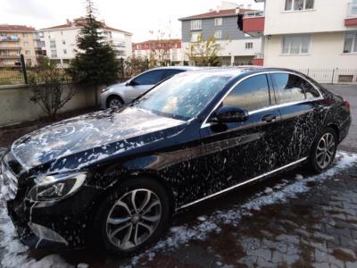 Araba temizliğini kendiniz mi yaparsınız, oto kuaförünü mü tercih edersiniz?