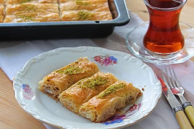 Tatlıya düşkün olanlar buraya. 💃 Bayram tatlıları hazır mı?