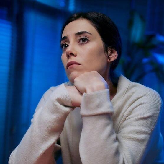 Cansu Dere: Aşk sonsuza kadar sürmez. Cansu Dere haklı mı?