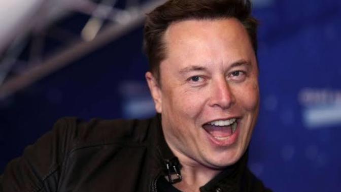Elon Musk amcanız olsaydı kendisinden ilk ne isterdiniz?