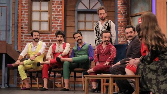 50m2yiz minimal hayat yaşamak isteyenle yaşarız. Dardan adamlar 🤣
