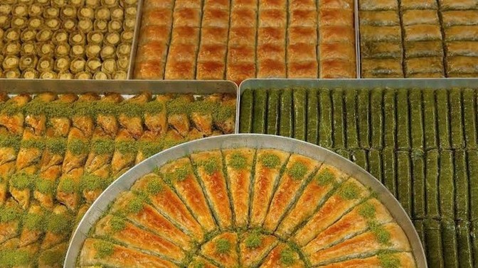 Bayramda en sevdiğiniz tatlı hangisidir?