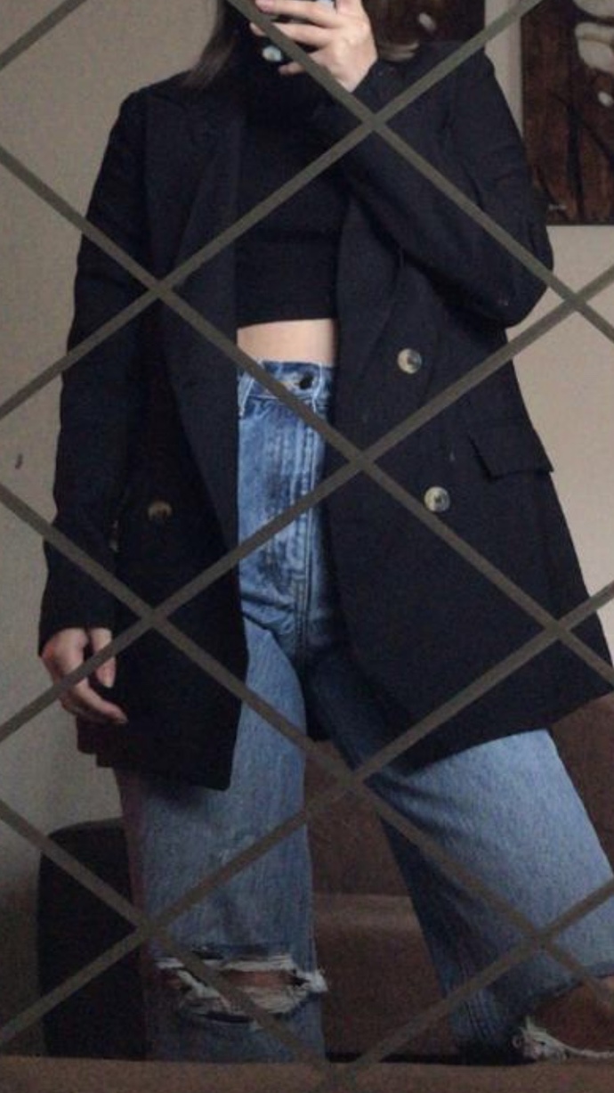 Sizce siyah crop mu yoksa beyaz mı, hangisini giymeliyim?