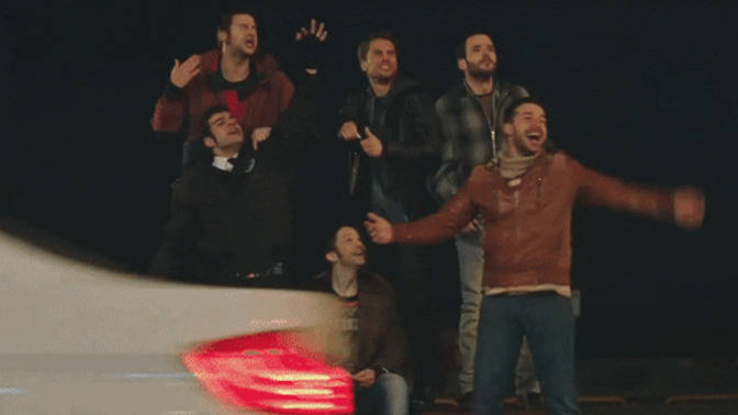 Sevdiklerinizi hemencecik arayıp iyi bayramlar dediniz mi?